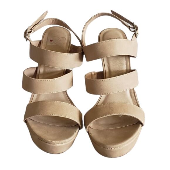 Strappy Light Tan platform - Picture 1 of 6